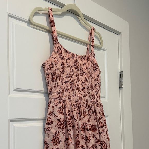 Old Navy Blush and Burgundy Floral Midi Dress - Picture 4 of 9